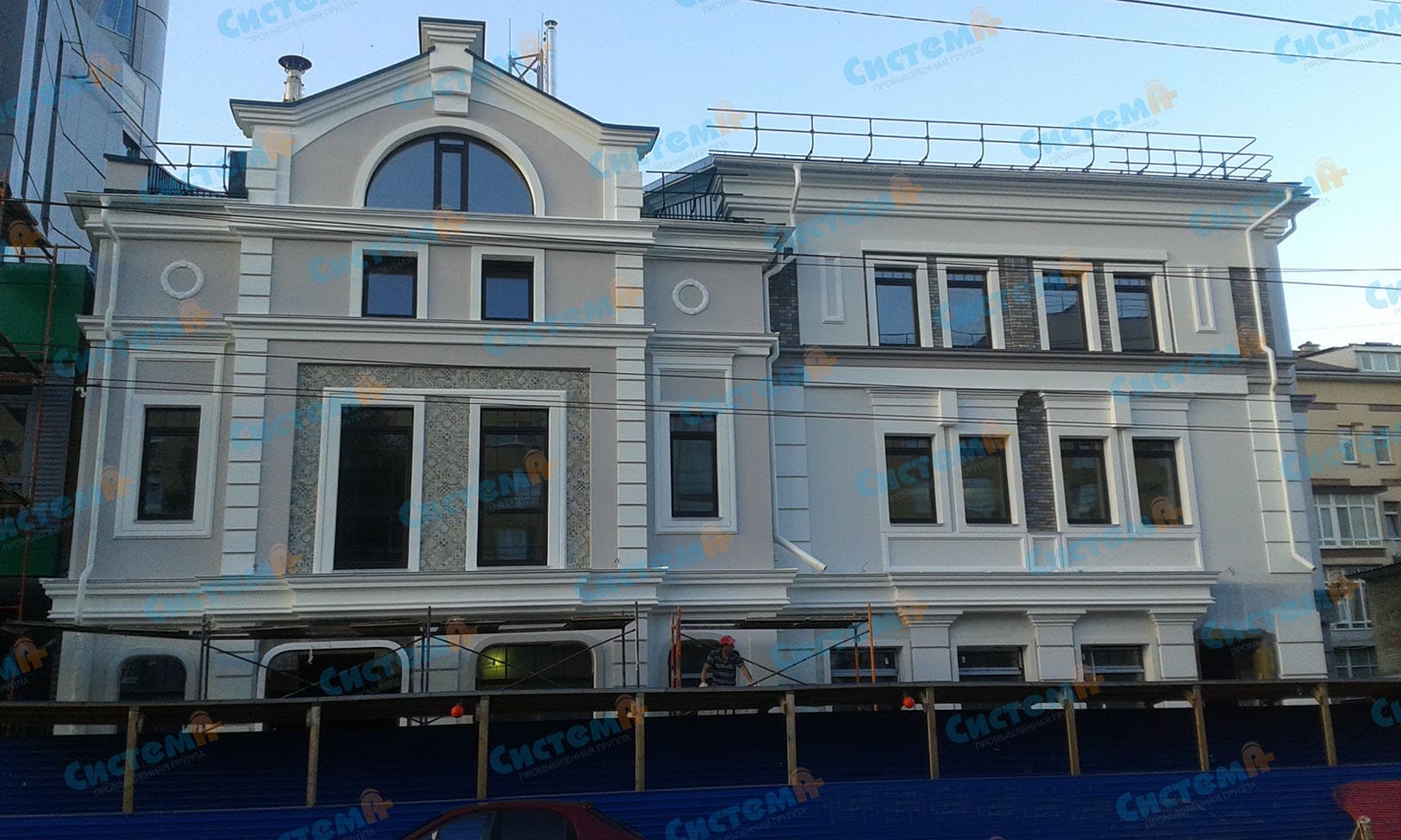 Декор бизнес-центра в исторической части города Декор бизнес-центра в исторической части города